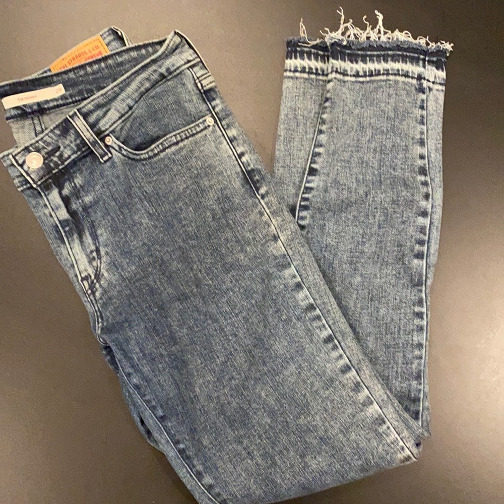 Levi’s 711 Acid Wash Skinny Jean